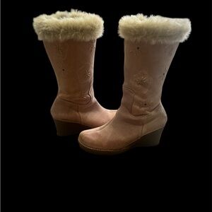 Women's Pink Fur-Lined Boots
